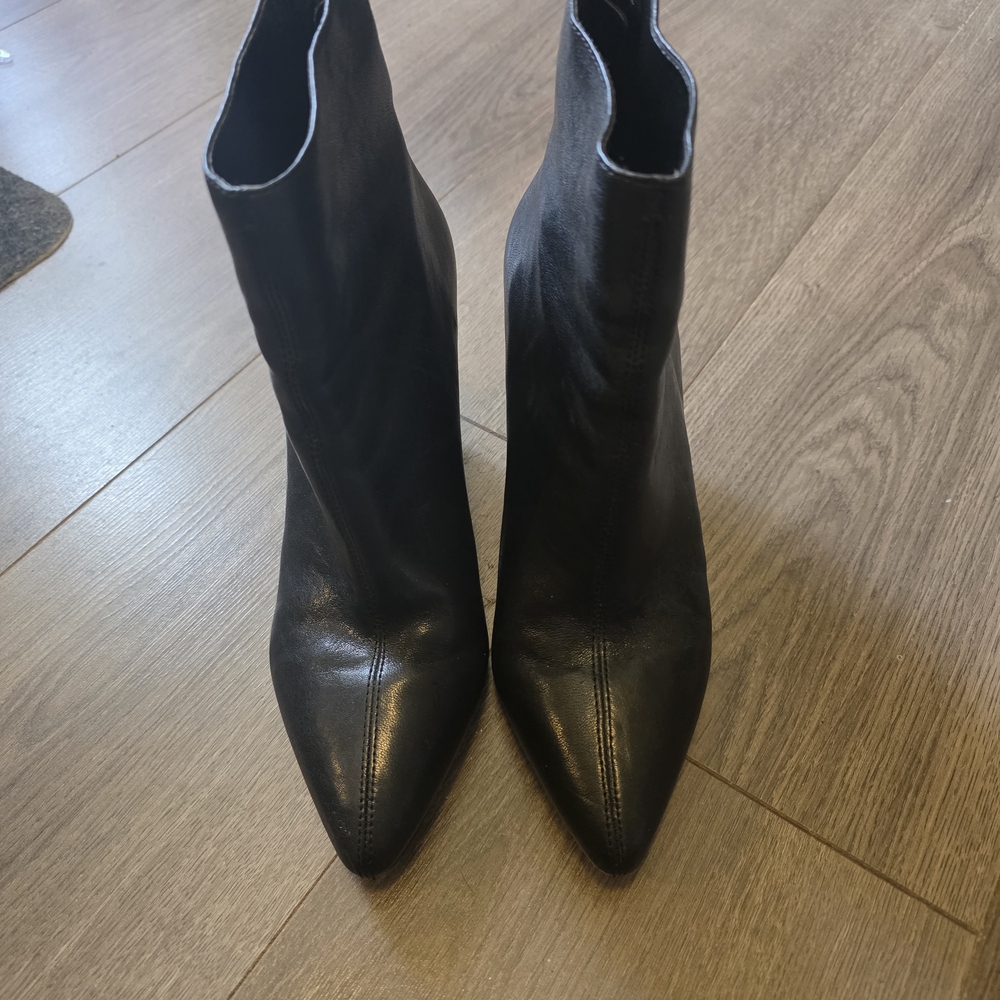 Vince Camuto Sleek Black Heeled Boots